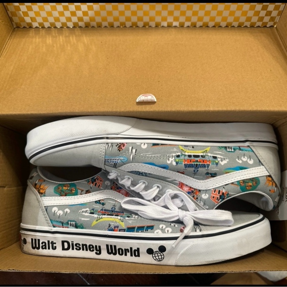 Size 10 - VANS Disney x Old Skool WDW 50th Anniversary - Disney Park Map